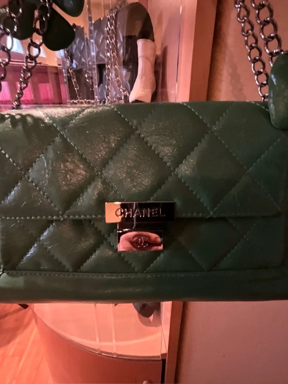 CHANEL Green Quilted Leather Shoulder Bag with Chain Strap